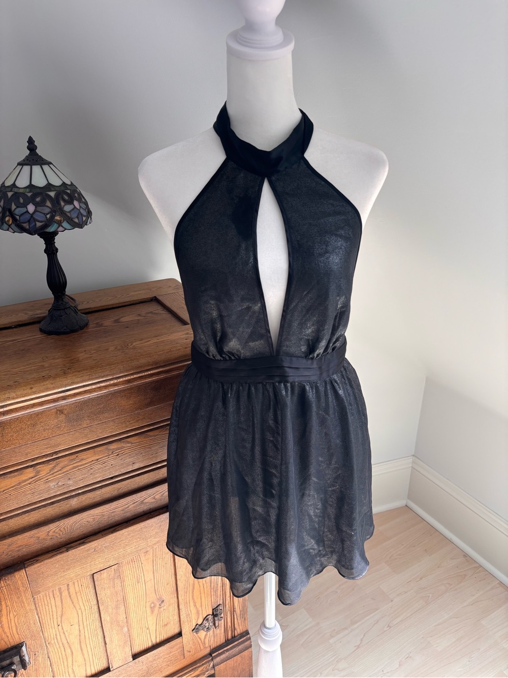Vintage Victoria’s Secret Halter Dress 🖤